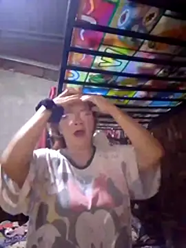 Snapshot of SexyHottMom chatting on February 16, 2026, 7:26 am SexyHottMom online show from February 16, 2026, 7:26 am