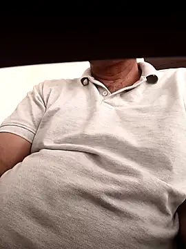 moonflower25 online show from September 13, 2025, 4:23 am