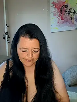 Snapshot of BlacReign chatting on May 10, 2026, 5:29 pm BlacReign online show from May 10, 2026, 5:29 pm