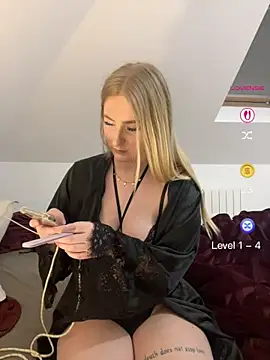 Lyn- online show from April 24, 2026, 3:14 pm