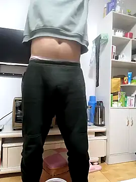 huanhuanaaaaa online show from January 15, 2026, 1:16 pm