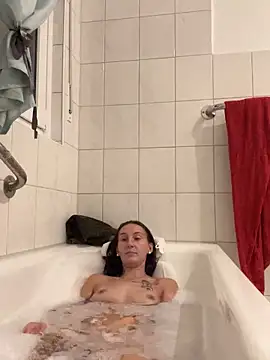 Snapshot of Emilia_Mausi chatting on September 8, 2025, 7:02 pm Emilia Mausi online show from September 8, 2025, 7:02 pm