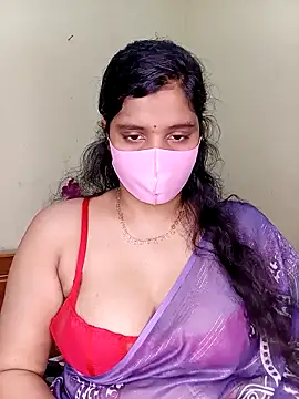 Rose-luckey online show from April 14, 2026, 6:36 pm