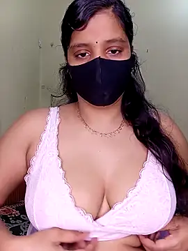 Snapshot of Rose-luckey chatting on May 2, 2026, 2:00 pm Rose-luckey online show from May 2, 2026, 2:00 pm