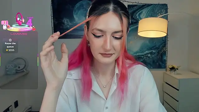 EasterBlink online show from November 2, 2025, 11:12 am