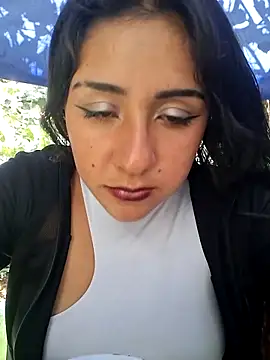 Snapshot of CAROLINE__07 chatting on September 25, 2025, 4:21 pm CAROLINE 07 online show from September 25, 2025, 4:21 pm