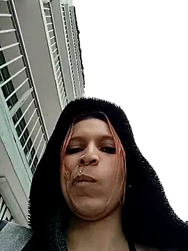 Snapshot of Zoe73_ chatting on September 15, 2025, 7:47 pm Zoe73  online show from September 15, 2025, 7:47 pm