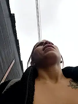 Snapshot of Zoe73_ chatting on October 13, 2025, 4:51 pm Zoe73  online show from October 13, 2025, 4:51 pm