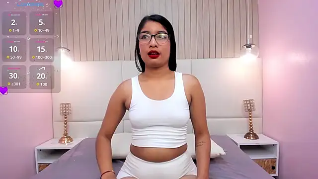 Snapshot of MelanyWayne_ chatting on May 20, 2026, 5:41 pm MelanyWayne online show from May 20, 2026, 5:41 pm