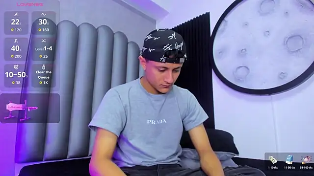  Leohot  online show from January 8, 2026, 3:20 am