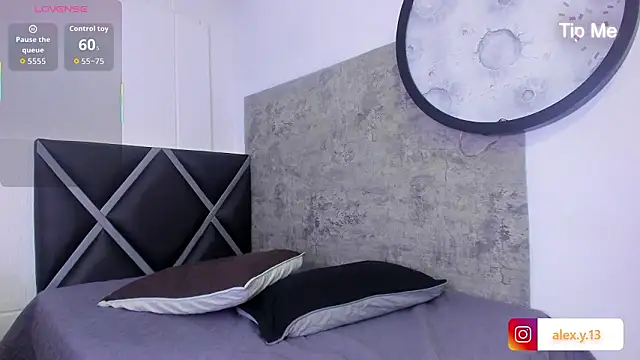  Leohot  online show from March 4, 2026, 3:34 am