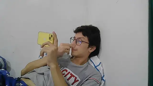 Kevintdx online show from April 13, 2026, 2:06 am