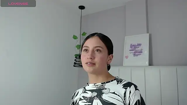 Snapshot of Zaaida_ chatting on February 20, 2026, 8:53 pm Zaaida online show from February 20, 2026, 8:53 pm