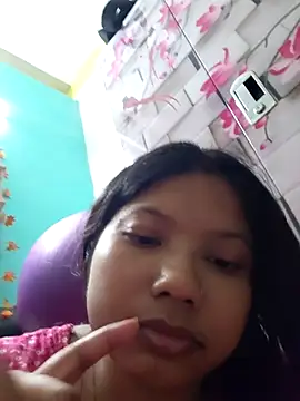 Redchery online show from July 18, 2026, 1:15 pm