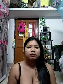 Redchery online show from August 3, 2026, 5:27 pm