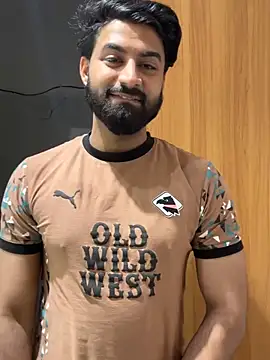 hottestboy03 online show from February 4, 2026, 5:46 am