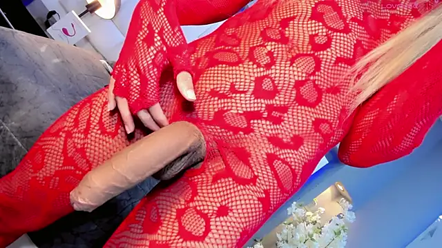 Ariia-janee online show from April 17, 2026, 5:54 am