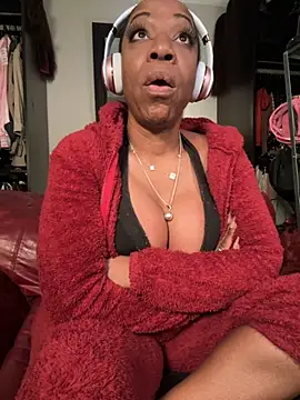 Snapshot of Kennady_Buxum_Goddess chatting on October 4, 2025, 2:59 pm Kennady Buxum Goddess online show from October 4, 2025, 2:59 pm