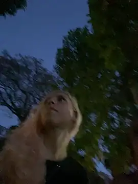 Snapshot of Bruna551 chatting on October 6, 2025, 9:12 pm Bruna551 online show from October 6, 2025, 9:12 pm