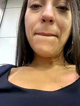 Snapshot of lucioliveira chatting on October 4, 2025, 1:47 am lucioliveira online show from October 4, 2025, 1:47 am