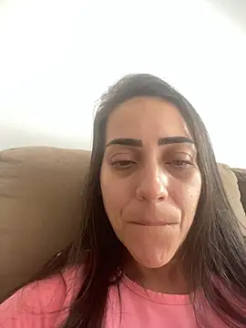 lucioliveira online show from February 22, 2026, 4:16 pm