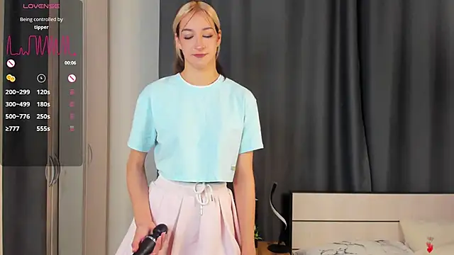 Snapshot of LoisGales chatting on October 1, 2025, 3:07 pm LoisGales online show from October 1, 2025, 3:07 pm