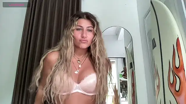 GoddessDove online show from February 6, 2026, 1:10 am