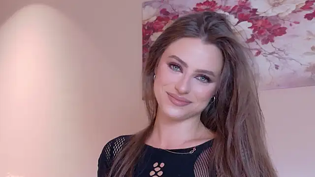 Snapshot of Sienna_Voss chatting on June 27, 2026, 8:47 pm Sienna Voss online show from June 27, 2026, 8:47 pm