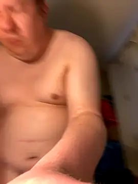 Snapshot of Tornado2007 chatting on October 3, 2025, 4:15 pm Tornado2007 online show from October 3, 2025, 4:15 pm