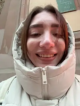 BallerinaCappuccino  online show from December 4, 2025, 7:06 am