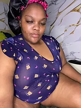 chubbybbw18 online show from March 17, 2026, 10:46 pm