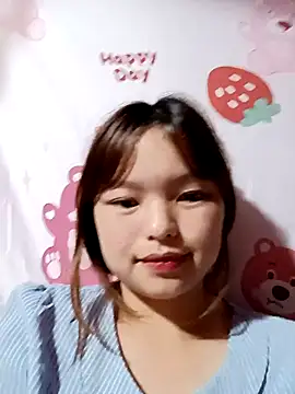 XoiXoi232 online show from October 9, 2025, 1:53 pm