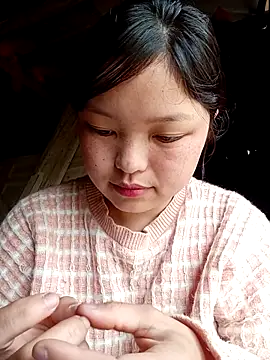 XoiXoi232 online show from April 1, 2026, 2:01 am