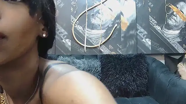 Lilmisbaddyxxx online show from May 25, 2026, 11:11 pm