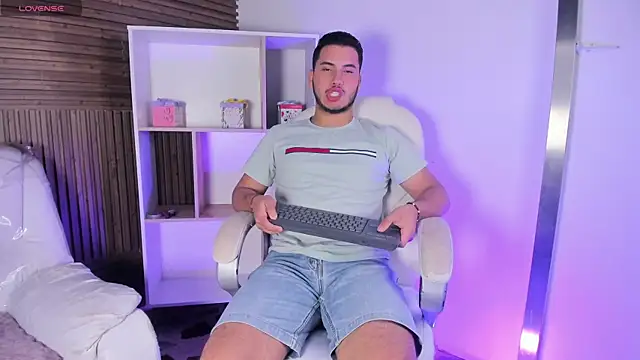 Axel grey  online show from November 6, 2025, 12:28 pm