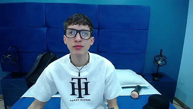 Jheampiiero online show from September 11, 2025, 1:44 pm