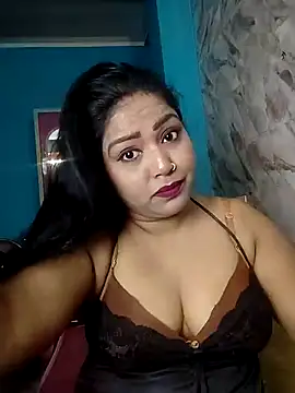 hornypriya696 online show from December 5, 2025, 6:26 pm