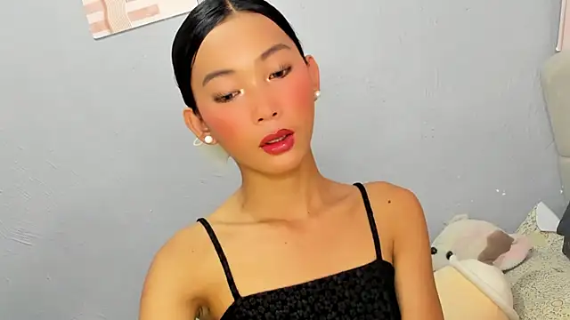 Snapshot of Anne_the_virgin chatting on October 19, 2025, 8:37 am Anne the virgin online show from October 19, 2025, 8:37 am