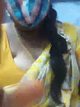 Snapshot of TAMIL_ELAKKIYA chatting on June 12, 2026, 5:23 pm TAMIL ELAKKIYA online show from June 12, 2026, 5:23 pm