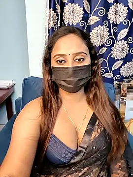 Cute-lusi online show from March 12, 2026, 7:20 pm