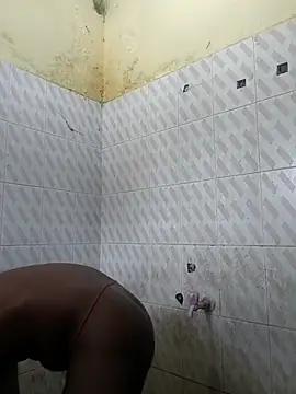 hotboy43339 online show from September 25, 2025, 5:22 am