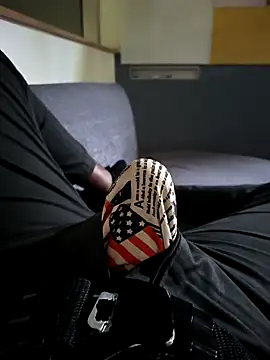 hotboy43339 online show from October 17, 2025, 11:07 pm