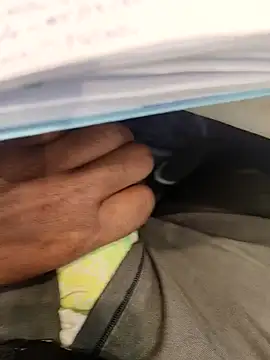 hotboy43339 online show from December 22, 2025, 8:44 am