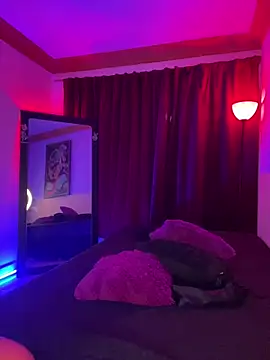 Snapshot of ZahaRose chatting on October 16, 2025, 1:17 am ZahaRose online show from October 16, 2025, 1:17 am