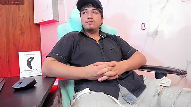 juanmechanic  online show from May 28, 2026, 2:14 pm