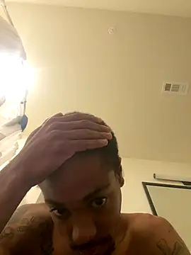 huhgtr online show from November 7, 2025, 4:07 pm