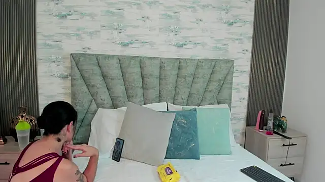 Snapshot of ShanelEvans chatting on September 27, 2025, 7:08 pm ShanelEvans online show from September 27, 2025, 7:08 pm