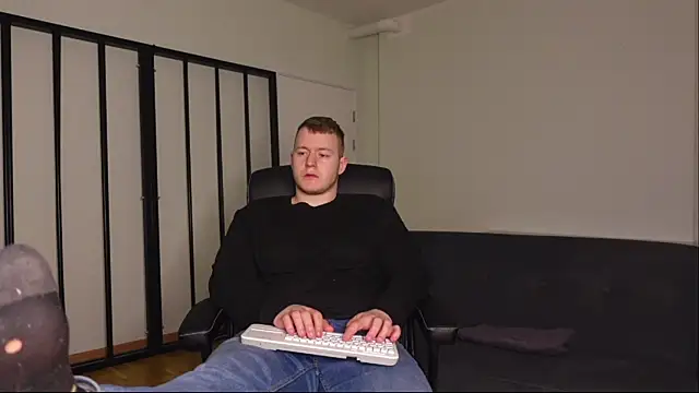 Richard Dullas online show from December 3, 2025, 8:18 pm