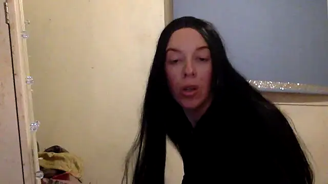 Snapshot of Bellababexox chatting on February 3, 2026, 1:37 am Bellababexox online show from February 3, 2026, 1:37 am