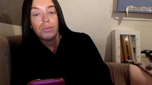 Snapshot of Bellababexox chatting on February 5, 2026, 6:40 am Bellababexox online show from February 5, 2026, 6:40 am